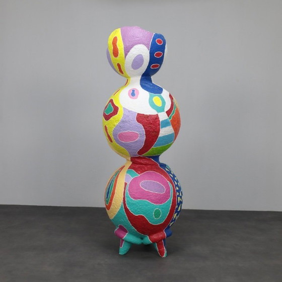 Image 1 of Sculpture contemporaine vibrante en papier mâché