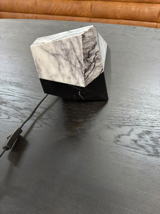 Lampada Timothy Oulton Meta (Pietra di luna) – Lampade da tavolo, Marmo (photo 2 of 5)