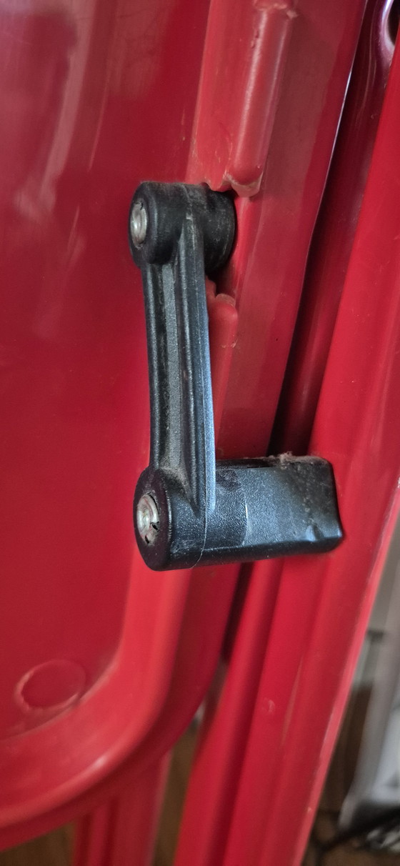 Image 1 of 3 rode Italiaanse klapstoeltjes