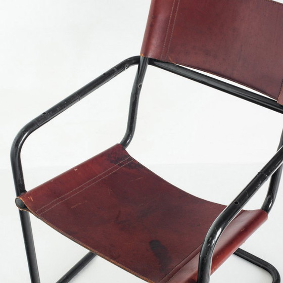 Silla voladiza modelo MG5 en edición de piel de Matteo Grassi. Italia, años 90. – Sillas de comedor, Iron (photo 15 of 15)