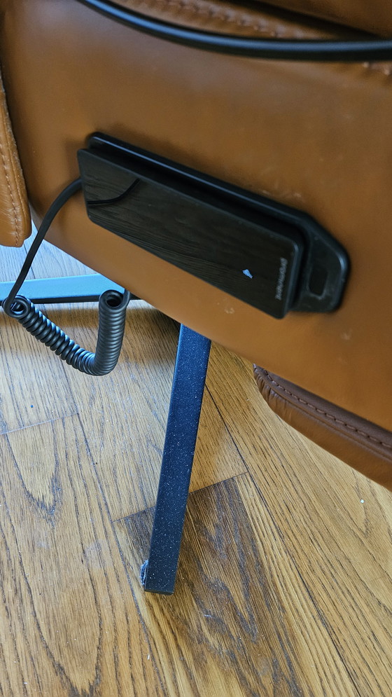 Image 1 of Precioso sillón reclinable de cuero C-102 de Prominent.