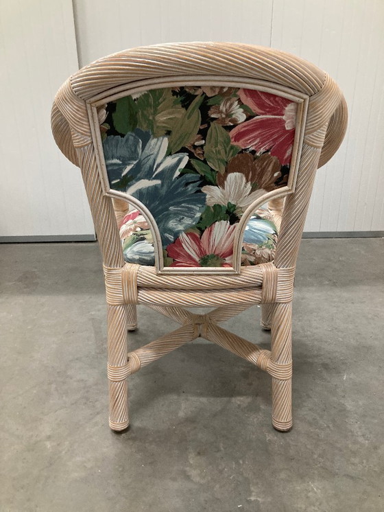 Image 1 of 6 chique Rotan/bamboe eetkamerstoelen, 1980