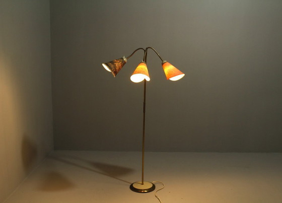 Image 1 of Italienische Stehlampe aus Messing mit drei Leuchten, 1960er Jahre