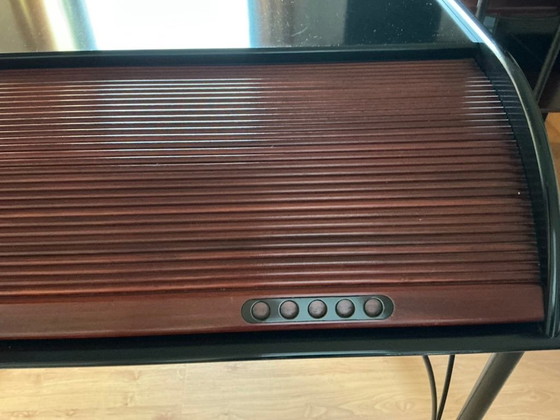 Image 1 of Samenhorende boekenrek, bureau en stoel van Ligne Roset. Gekocht bij Interieur Plus Peer.