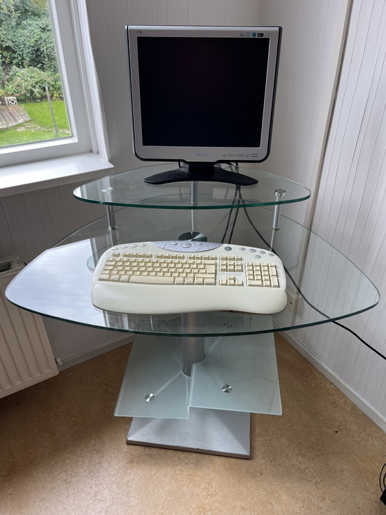 Image 1 of Kare design computertafel 