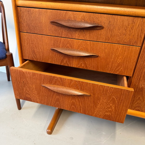 Vintage Sideboard cabinet •Austinsuite UK• – Wood (photo 12 of 15)