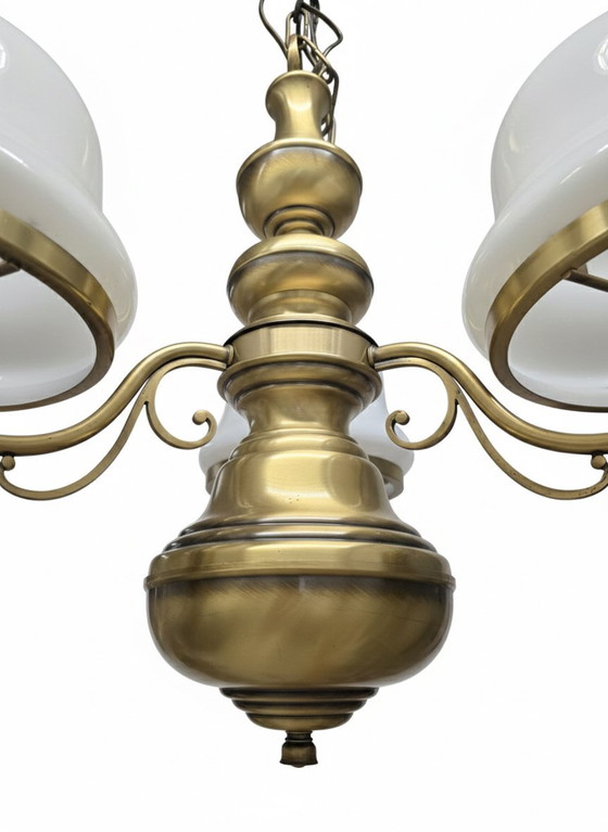 Image 1 of Lampadario Vintage a Sospensione in Vetro Bianco e Ottone - Made in Italy