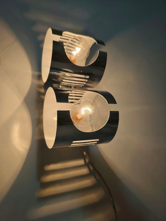 Image 1 of Metalen wandlamp. Spanje, jaren 1970.