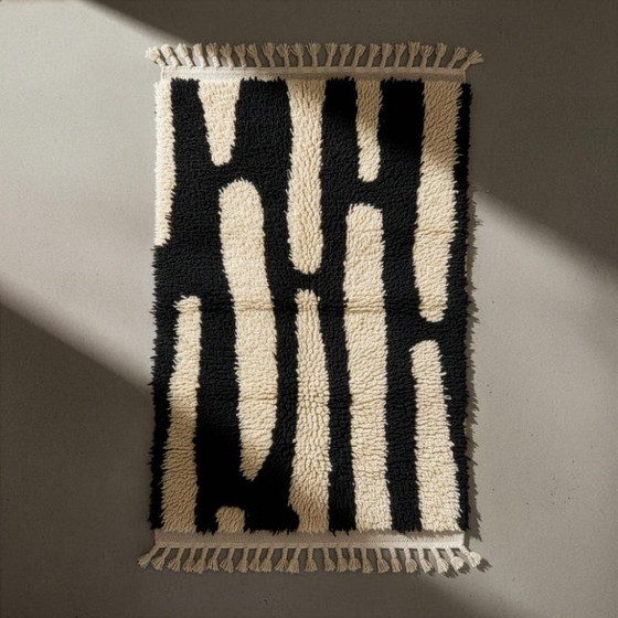 Image 1 of Tapis marocain blanc-noir 200cmx300cm 
