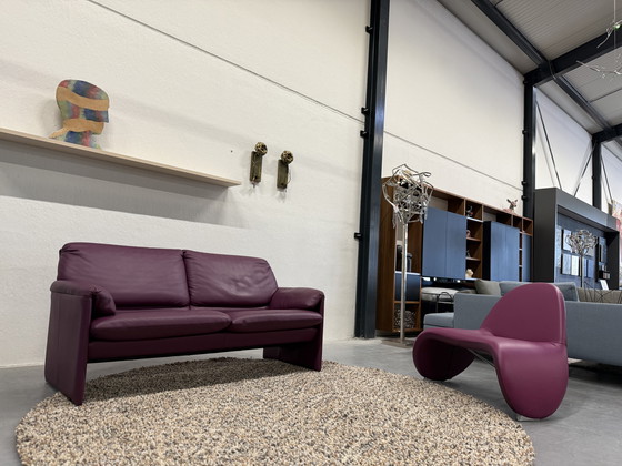 Image 1 of Leolux Bora Beta Sofa 2.5 Seater Purple Leather