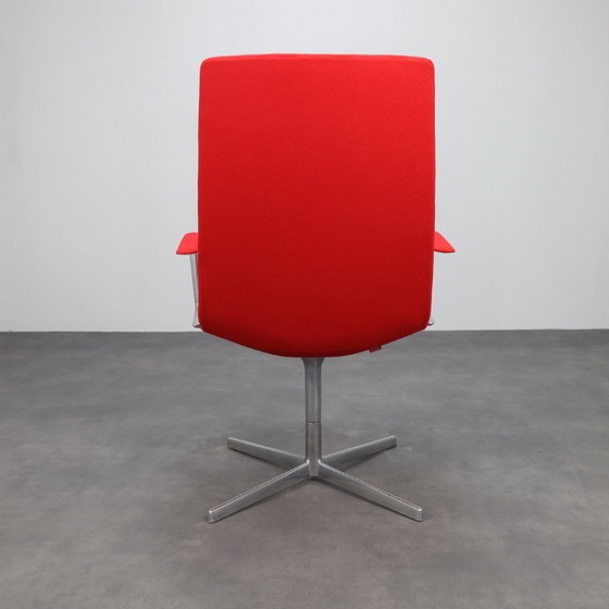 Image 1 of Set of 2 “Catifa 70” Swivel Lounge Chairs by Arper, Italy