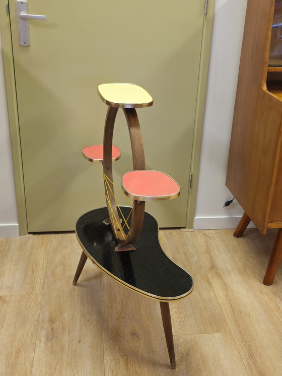 Image 1 of Vintage Plant Table Flower Table Side Table