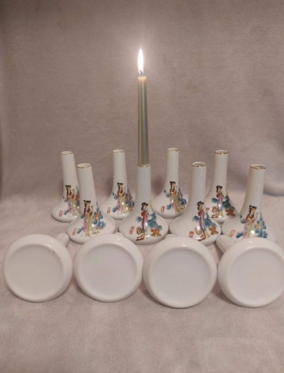 Image 1 of 12 identische Kerzenständer oder kleine Vasen, China
