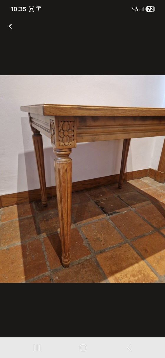 Image 1 of Set of 2 classic walnut side tables