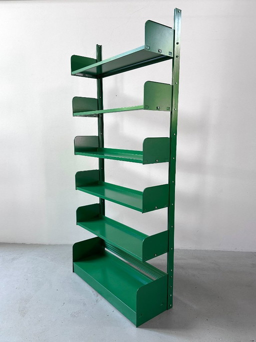 Librería Lips Vago "Congresso" verde brillante, años 70, diseño holandés-italiano. – boekenkasten, Iron