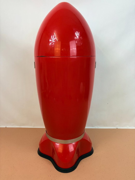 Image 1 of Wesco Spaceboy trash bin