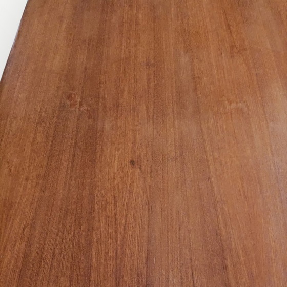 Image 1 of Vintage extendable dining table