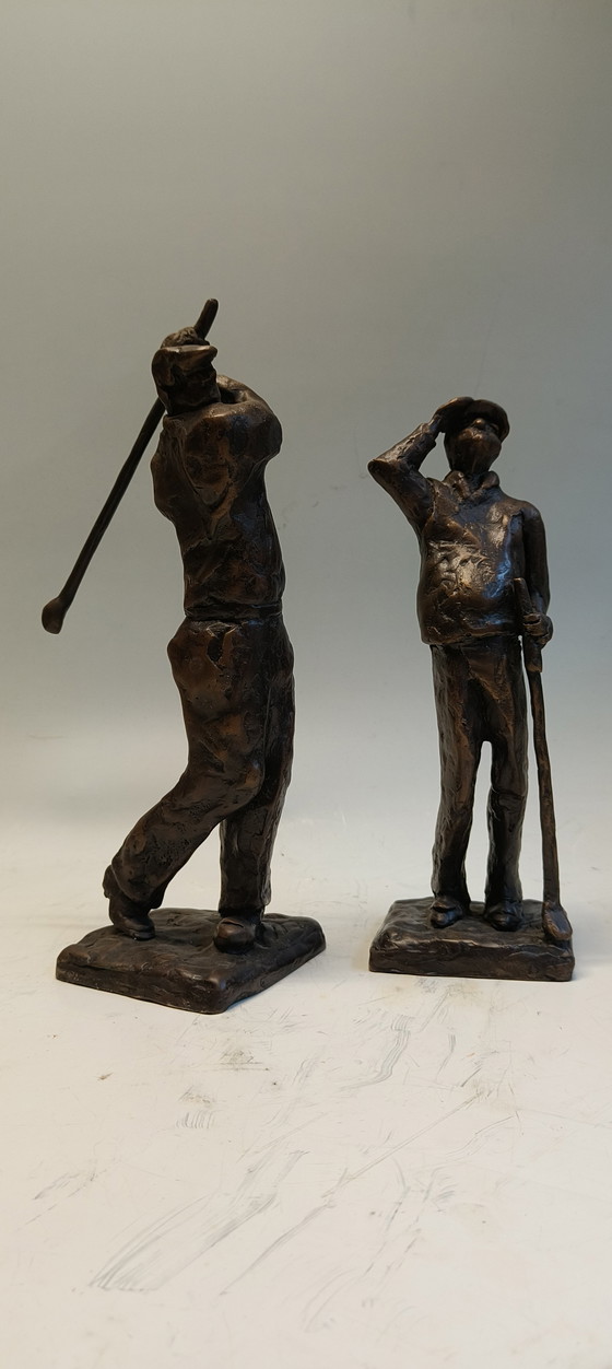 Image 1 of Statue expressive en bronze et laiton représentant un golfeur