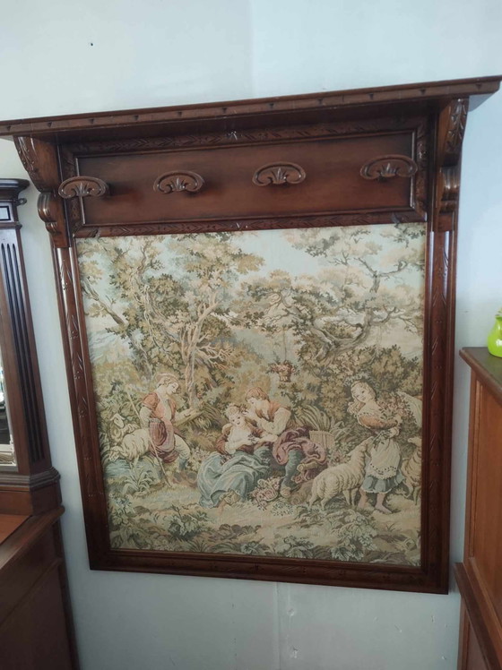 Image 1 of Appendiabiti da parete in legno con materiale Gobelin