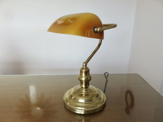 Banker's lamp in gilded brass and amber opaline, Table lamps, Glass, Gold, Klassiek (photo 6 of 15)
