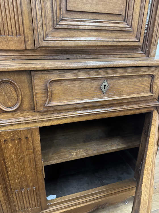 Image 1 of Antieke kast