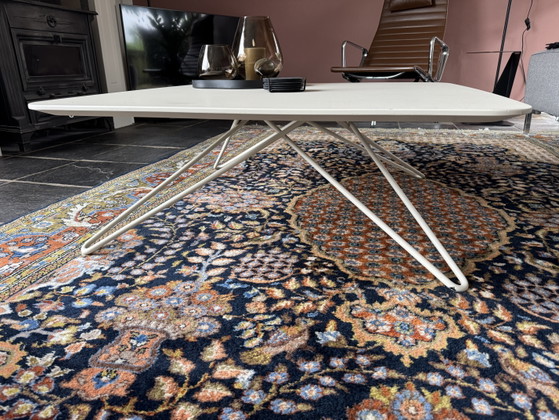 Image 1 of Leolux coffee table Cimber in