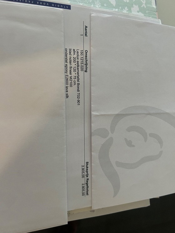 Image 1 of Table de salle à manger Leolux Bondi T02-901