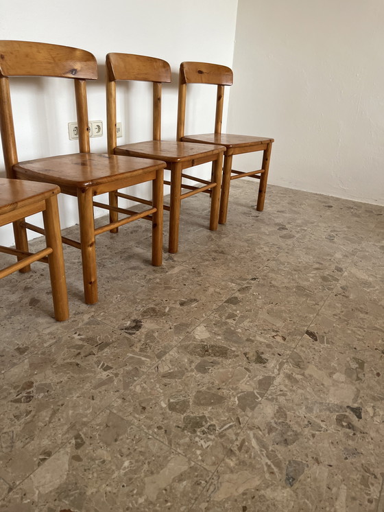 Image 1 of Originele Rainer Daumiller stoelen gemaakt van massief grenenhout.