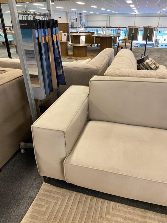 Image 1 of Waterproof corner sofa 307 x 237 (show model)