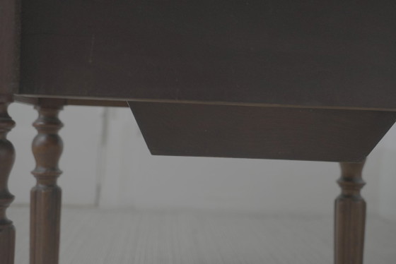 Antique French Pembroke Drop Leaf Table, Walnut Veneer Extendable End Table With Drawers, French Provincial (photo 25 of 41)