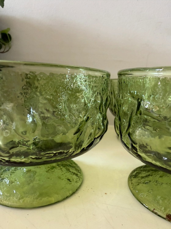 Set of 4 vintage Italian glass coupes – Couches (photo 3 of 6)