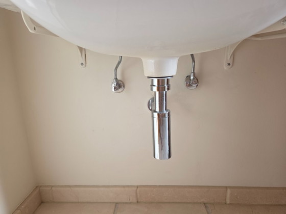 Image 1 of Marble washbasin with mirror