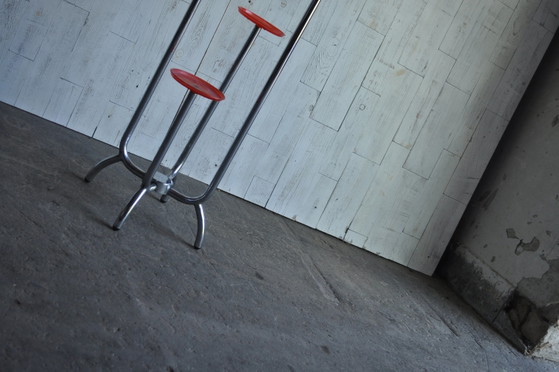 Bauhaus Chrome and Plastic Plant Stand, 1940s – Plant table (photo 2 of 9)