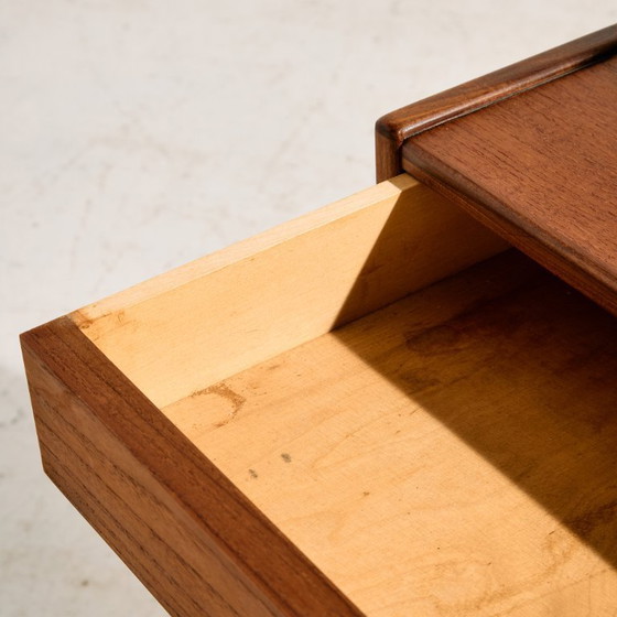 Image 1 of MK11133 Gerestaureerde teakhouten kaptafel van Kurt Østervig