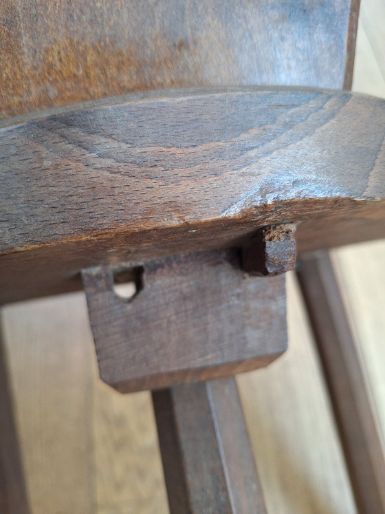 Spanischer brutalistischer Dreibeinhocker / Tripod Chair – Wood (photo 6 of 6)