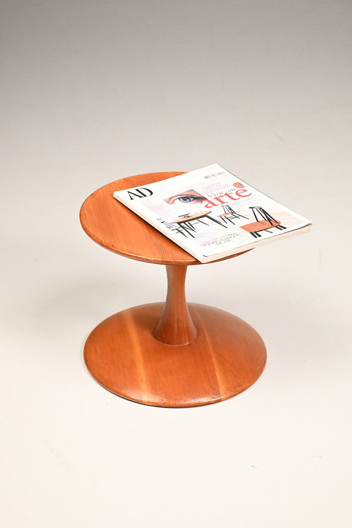 Taburete Nanna Ditzel ND 102 'Trisse'