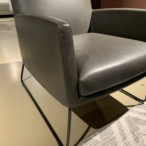 Image 1 of Design on Stock Tumbler fauteuil