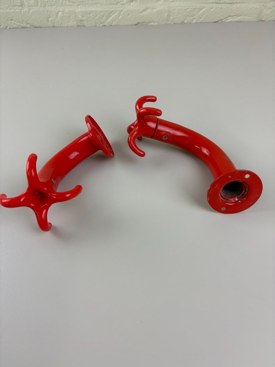 Image 1 of Set di ganci portasciugamani vintage rossi – IKEA Periskop – anni '80