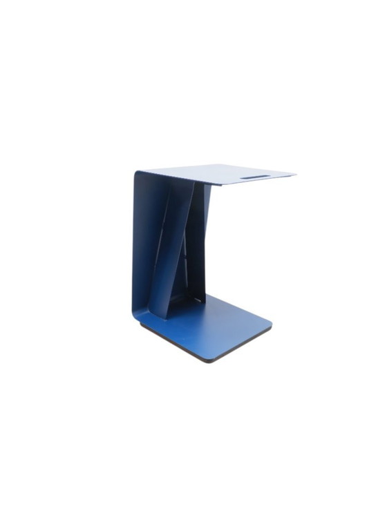 Image 1 of Lande T-Pad for flexible working