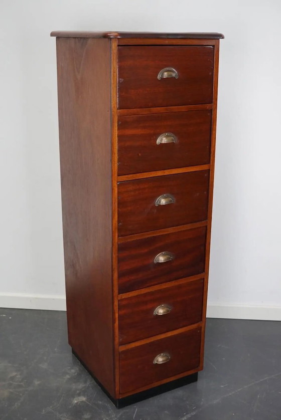 Image 1 of Cabinet d'apothicaire industriel hollandais en acajou, milieu du XXe siècle