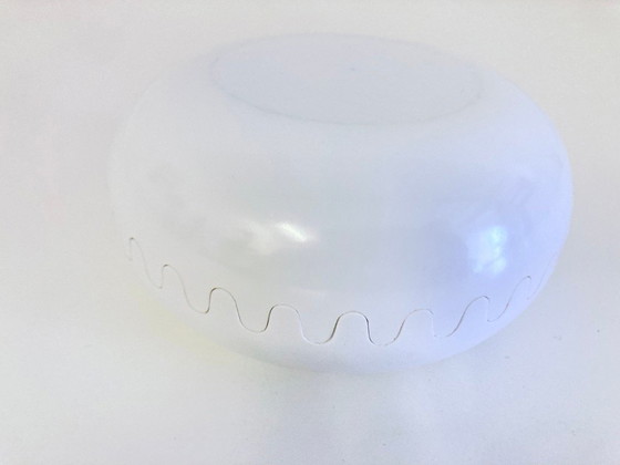 Image 1 of White Clam ashtray, Alan Fletcher design for furniture, 1970s
