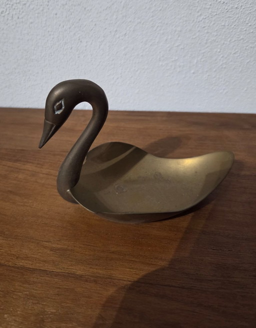 Schwanenschale aus Messing