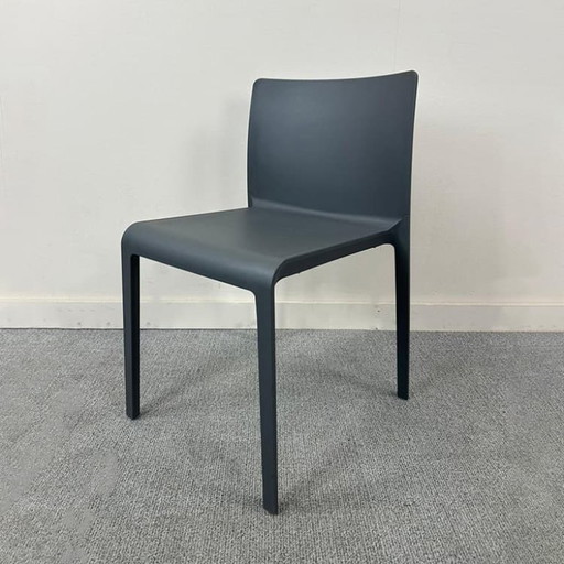 Volt Pedrali Stapelbarer Besucherstuhl