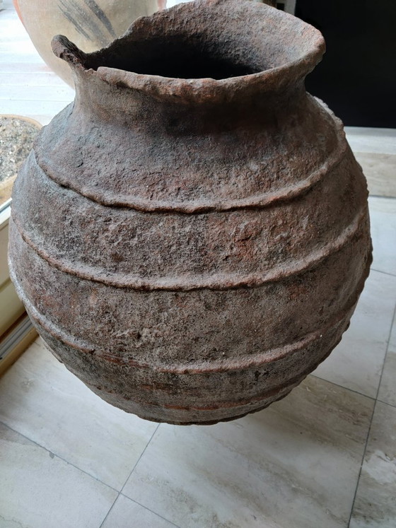 Image 1 of Pot en terre cuite ancien à rainures