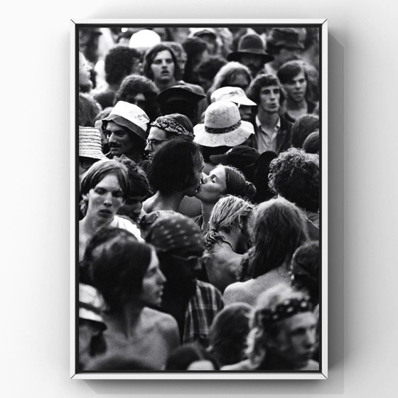 1x Jean-Pierre Laffont – Summer of Love (Watkins Glen, 1973) – Photography, Paper (photo 3 of 6)