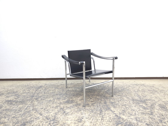 Image 1 of Cassina LC1 Armchair Set of 2 Designer Armchairs Leather Armchairs Chair Le Corbusier