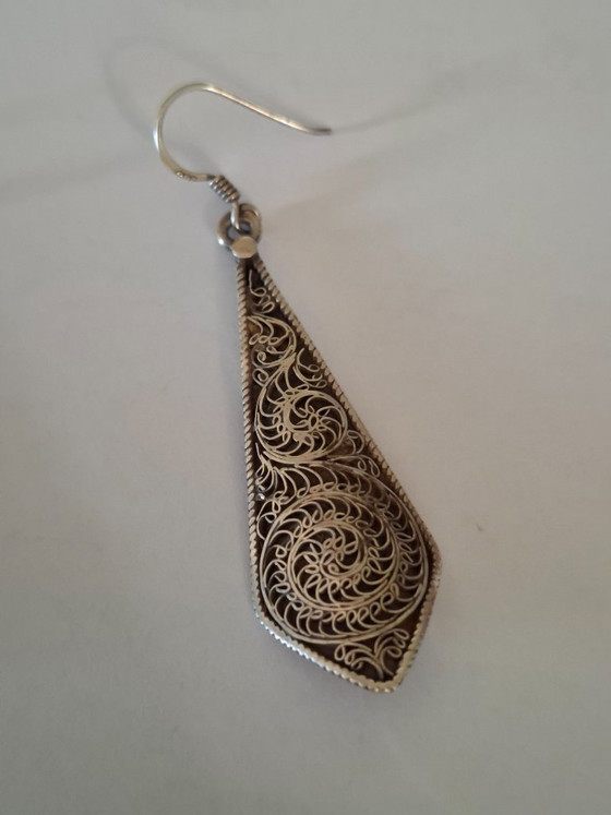 Image 1 of Tibetaanse oorbellen van massief zilver.