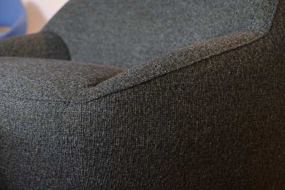 Image 1 of Pode Nivti loveseat