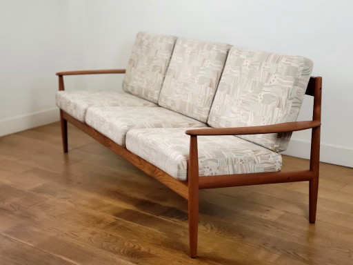 Grete Jalk model 56 sofa for France & Son / Cado