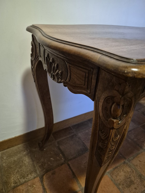 Image 1 of Escritorio francés tallado en nogal, mesa auxiliar, estilo Luis VX, siglo XIX